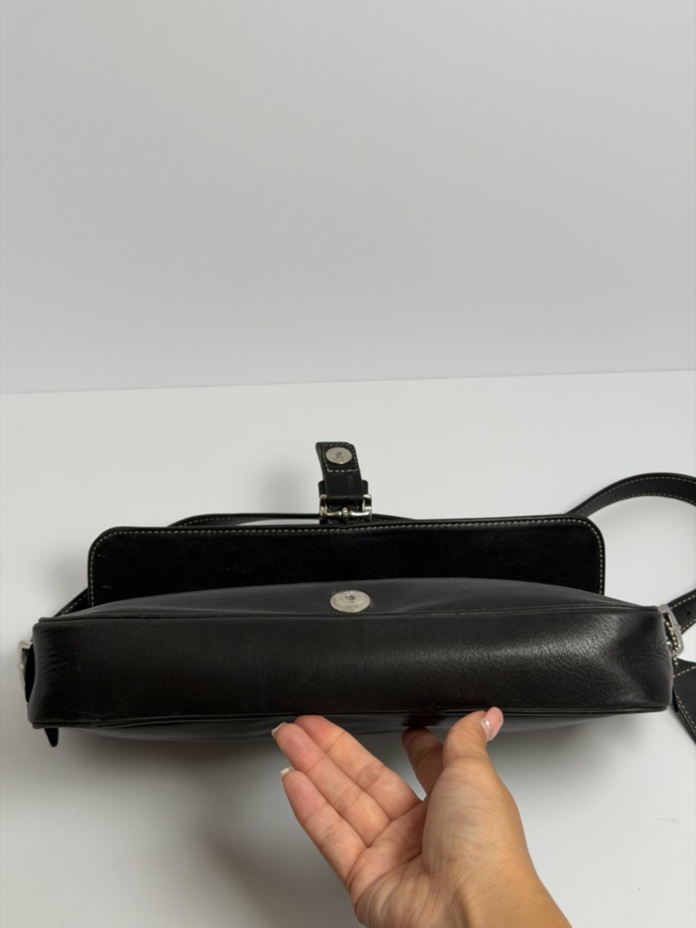 Coach Y2K Hampton East West Black Leather Shoulder Bag - Picture 8 of 13